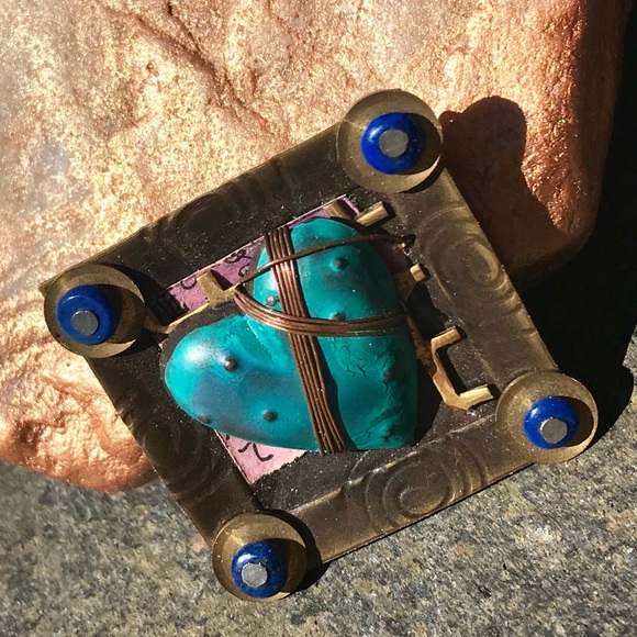 Artisan Heart Pin - Picture 3 of 4